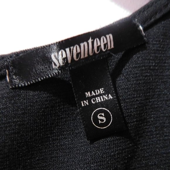 Black Jersey Lace Patterned Dress - Picture 6 of 6